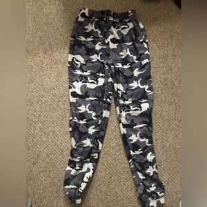 shein camo sweatpant joggers.